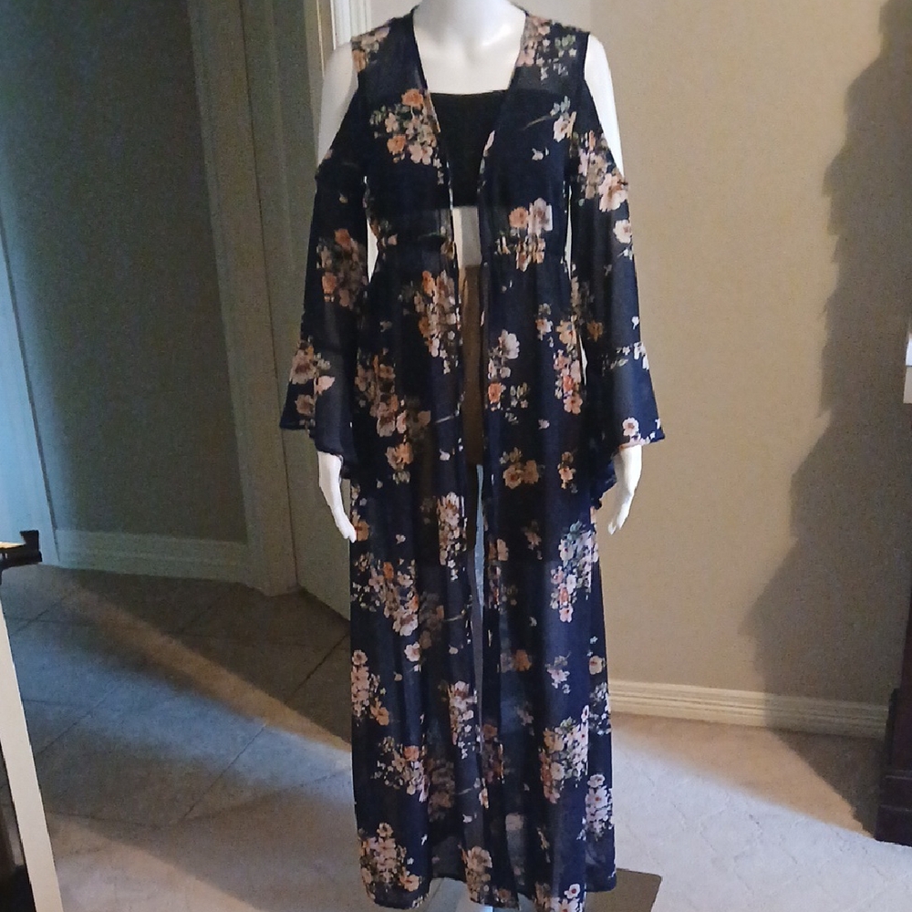 Truth Navy Floral Kimono